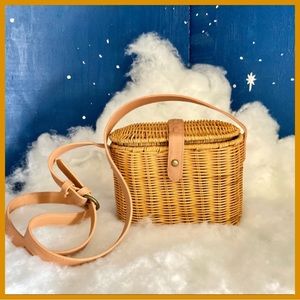 Universal Thread Basket Purse